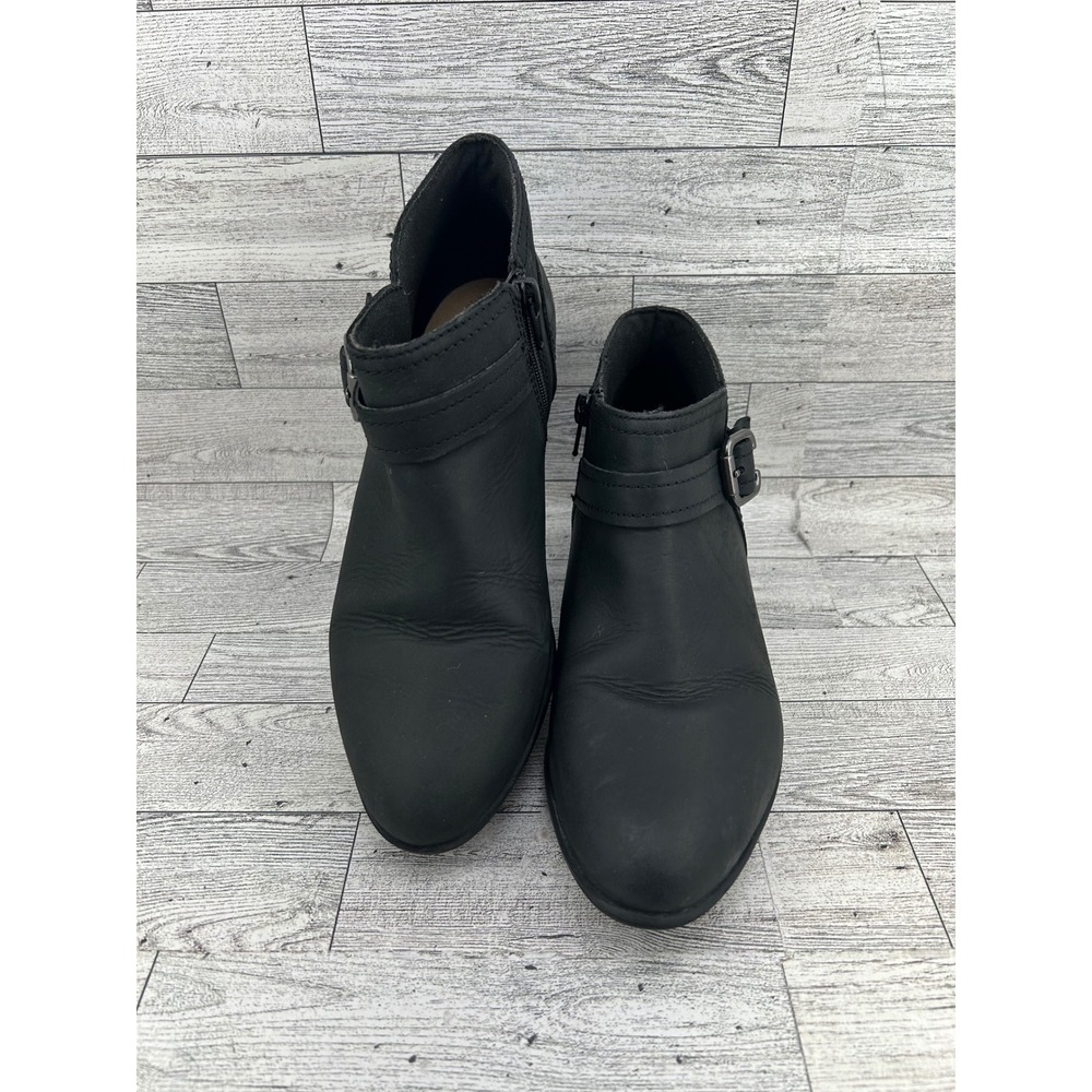 Clarks Collection Women Black Leather Ankle Boots Buckle Side Zip‎ Size 7.5M